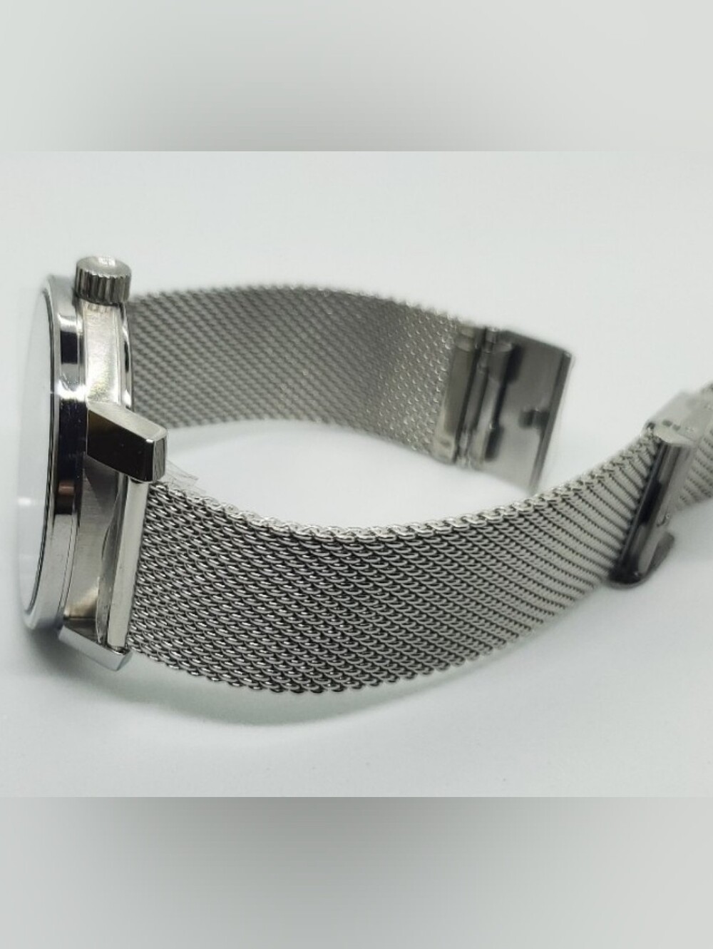 ***BRAND NEW*** Movado Bold Access Men's Stainless Steel Watch with Mesh Band - Picture 4 of 9